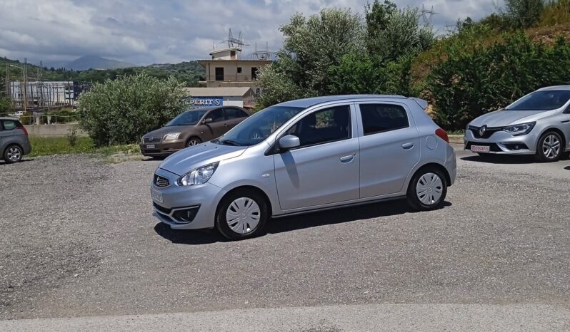 
								Mitsubishi Space Star full									
